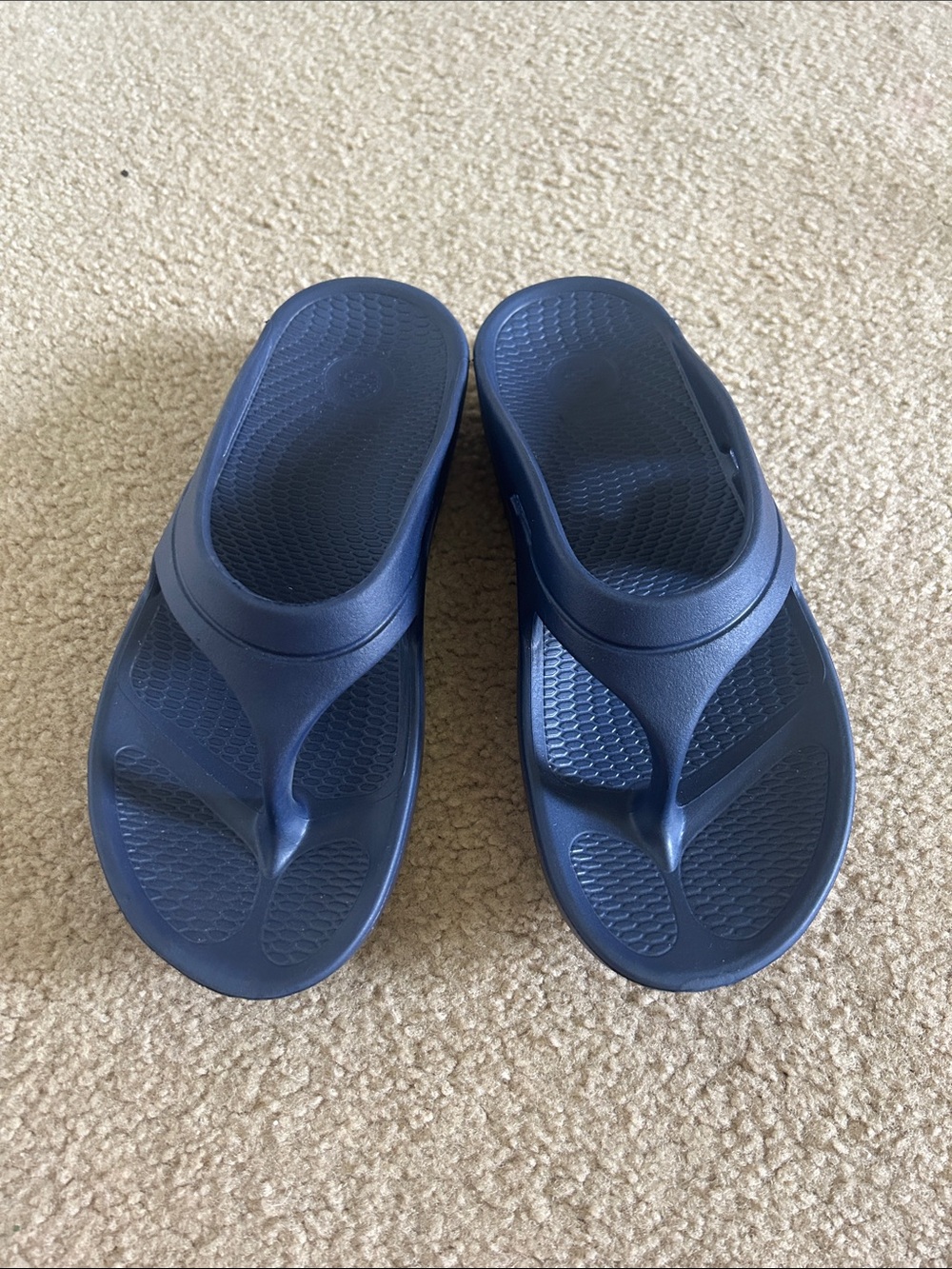 Unisex OKA Navy Blue Rubber Thong Sandals sz 8